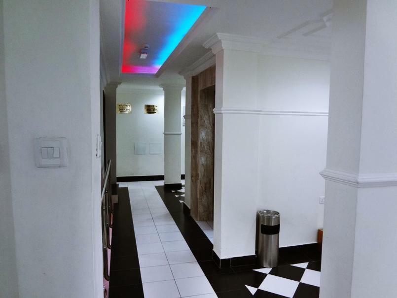 Plaza Hotel Muskat Eksteriør bilde